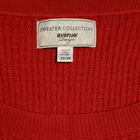 Avenue design sweater collection size 22/24 acrylic red sweater with 3/4 sleeve - Picture 2 of 6